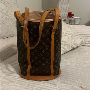 Authentic Louis Vuitton Monogram Tan and Brown Bucket Bag